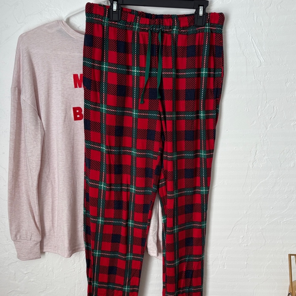 Festive Plaid Pajama Set - Picture 2 of 8